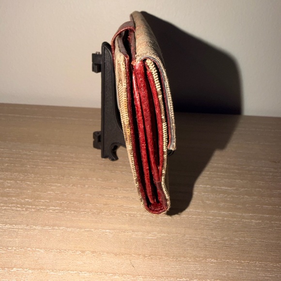 Gucci GG Canvas Long Wallet Beige Tan Monogram Red Enamel Logo - Picture 6 of 8